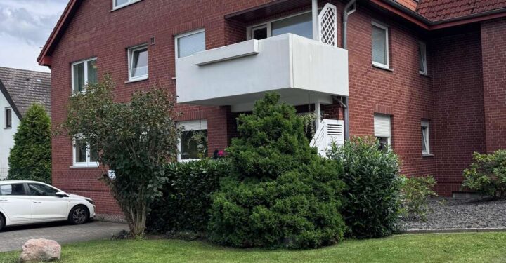 Großzügige Dachgeschosswohnung in zentraler Lage, 31848 Bad Münder am Deister, Dachgeschoss