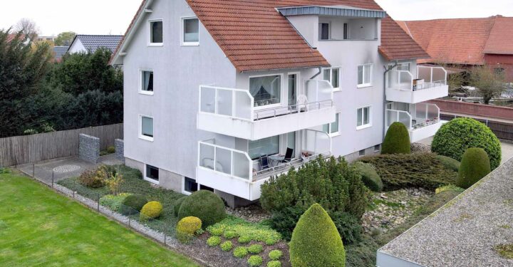 Charmantes Mehrfamilienhaus mit 6 Wohneinheiten in Bennigsen, 31832  Springe, Mehrfamilienhaus
