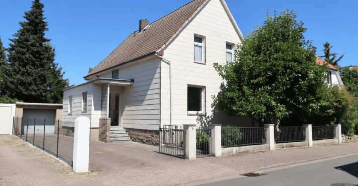 Gestalten Sie Ihr Traumhaus – Einfamilienhaus in zentraler Lage von Springe, 31832 Springe, Einfamilienhaus zum Kauf