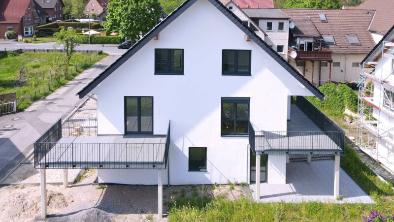 Exklusive und bezugsfertige Neubau-Doppelhaushälfte, 32107 Bad Salzuflen, Doppelhaushälfte