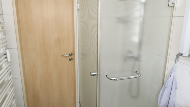 Badezimmer EG 2